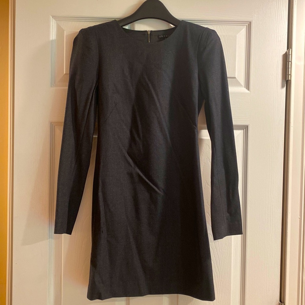 NWT. Theory.  Dark Charcoal. 31” length
